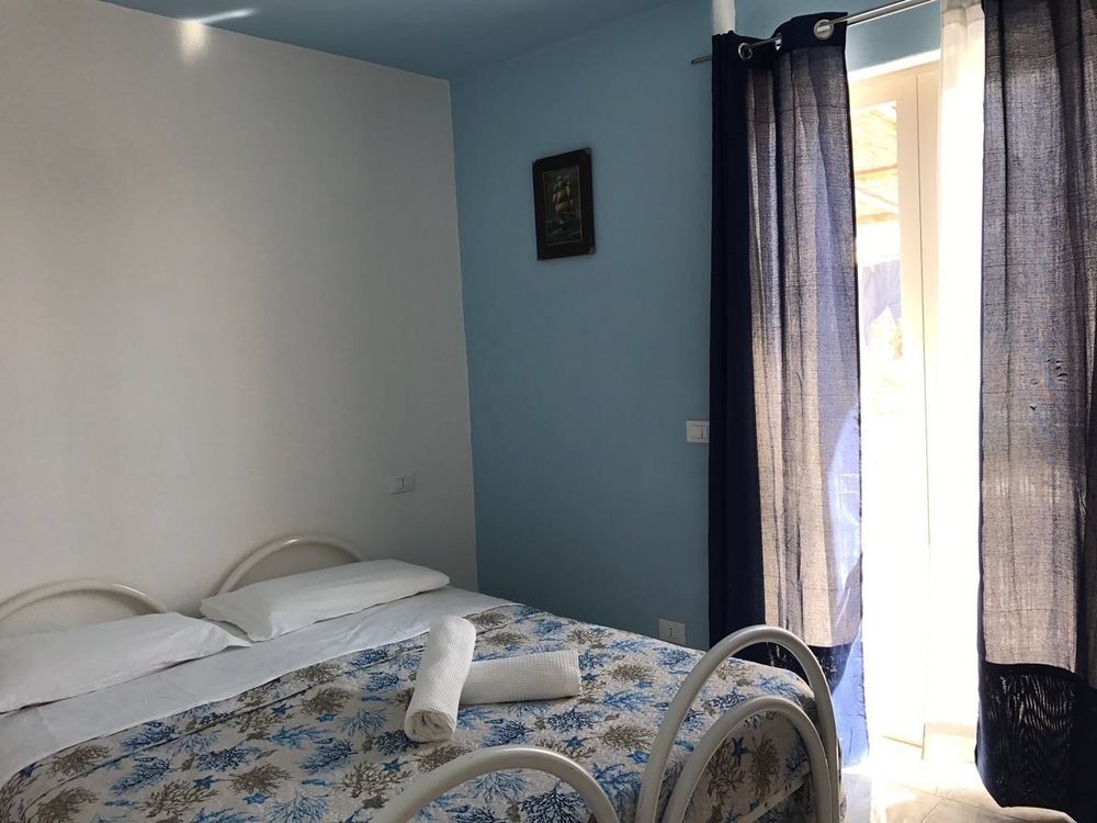 Ring Hostel Forio  Exterior photo